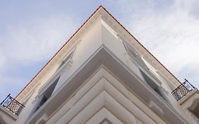 Monument Hotel